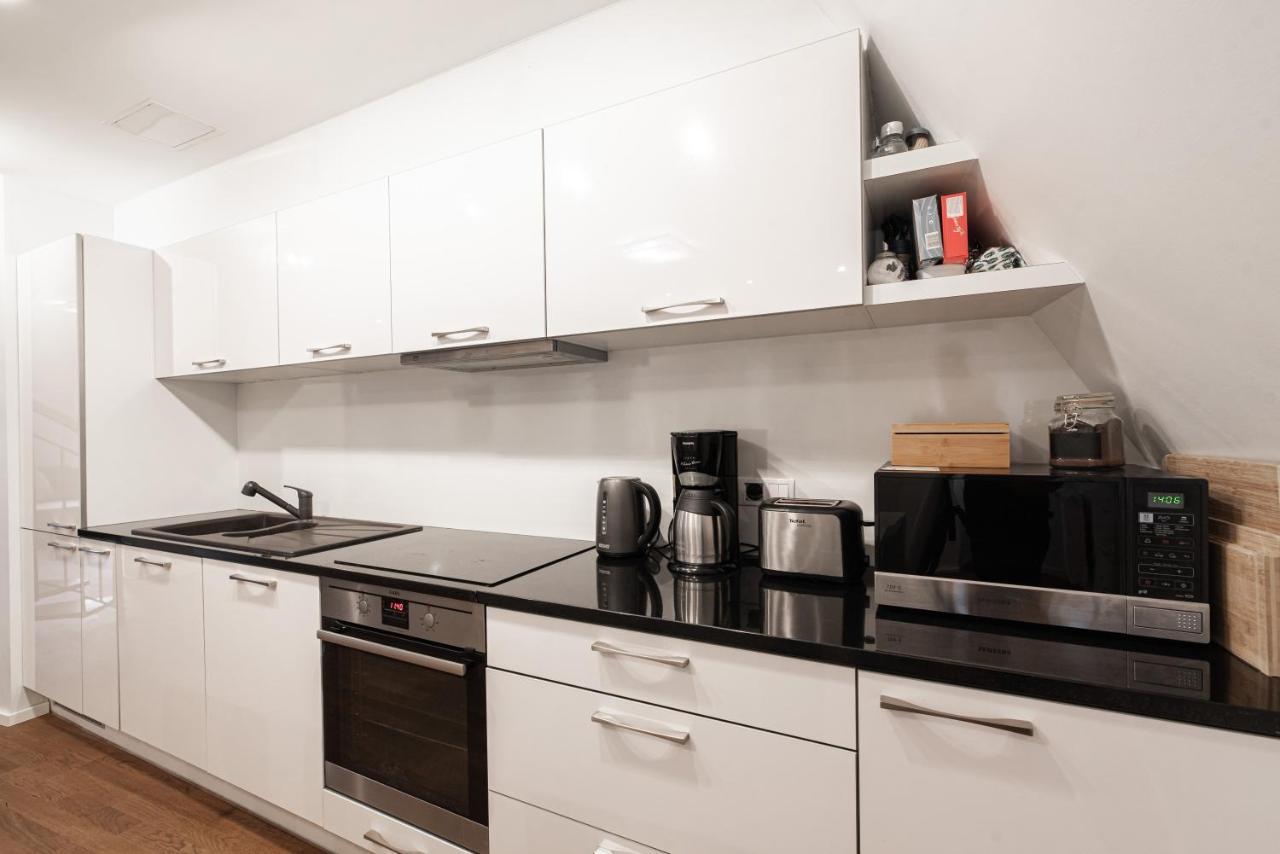Airhome - Raekoja Plats Tallinn Bagian luar foto