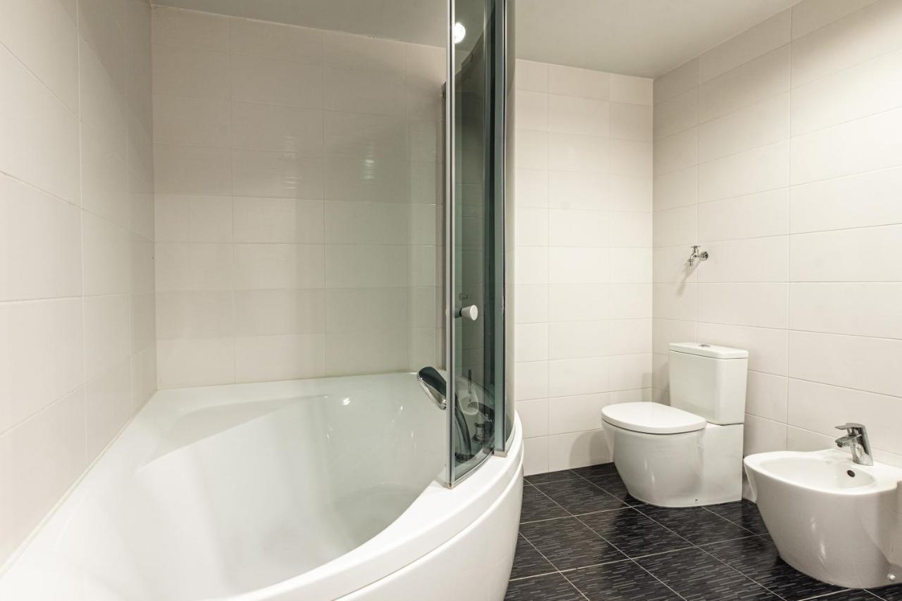 Airhome - Raekoja Plats Tallinn Bagian luar foto