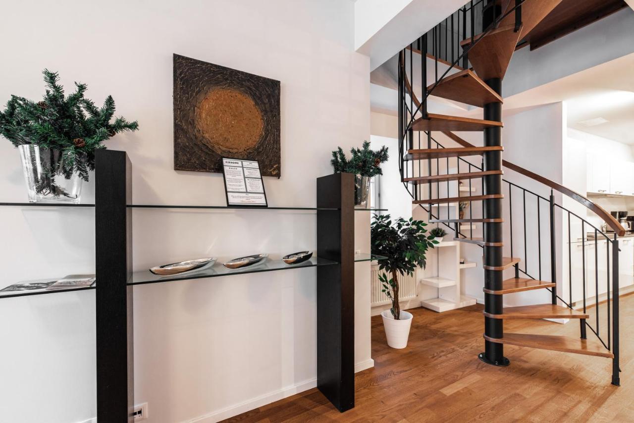 Airhome - Raekoja Plats Tallinn Bagian luar foto