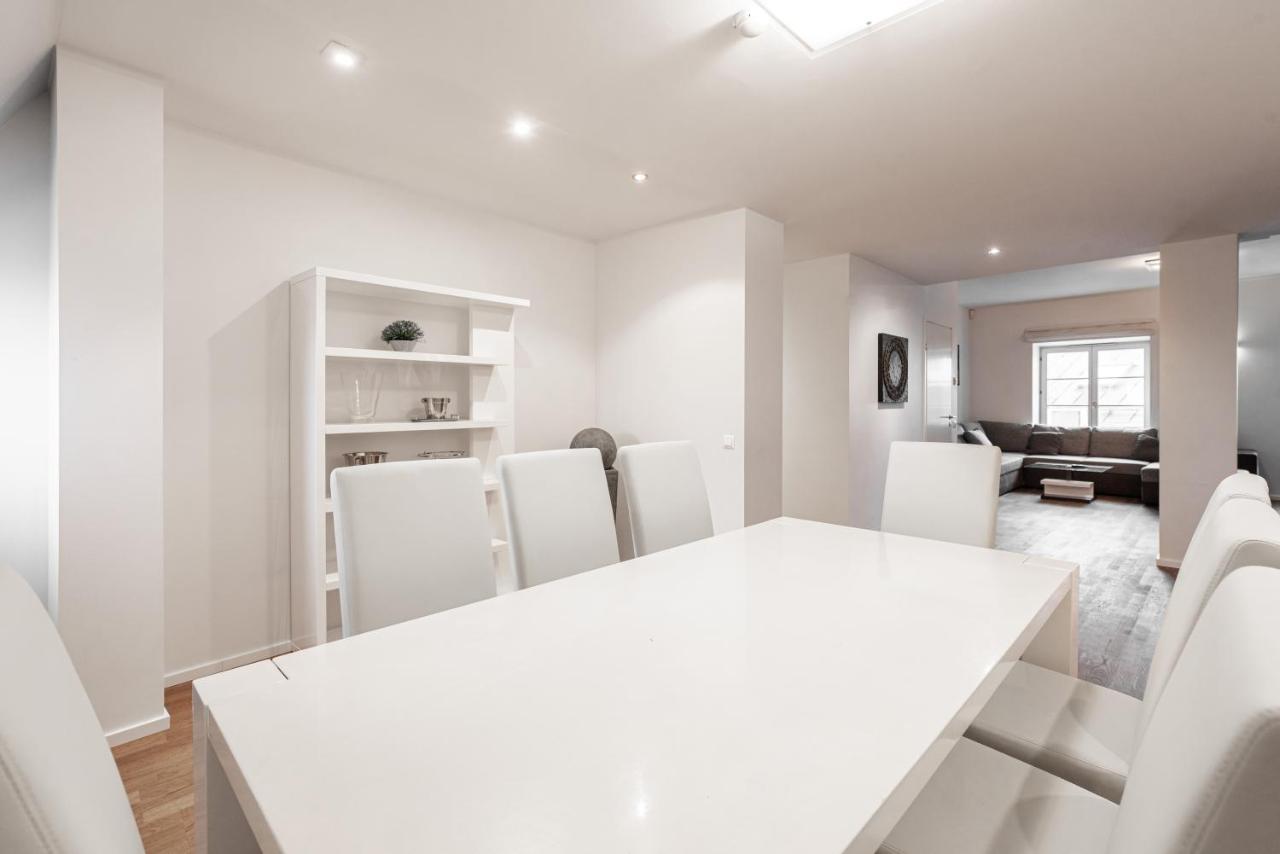 Airhome - Raekoja Plats Tallinn Bagian luar foto