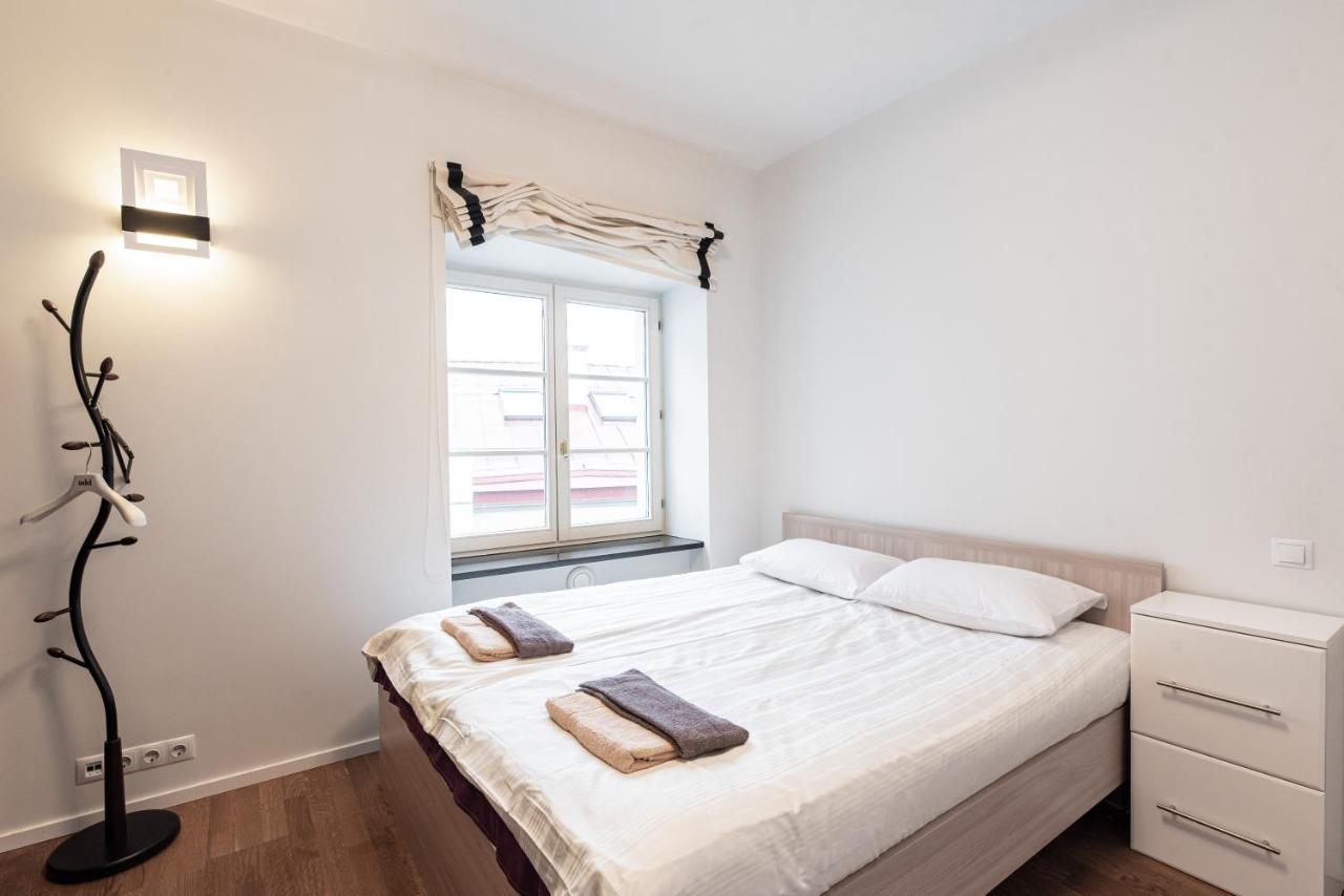 Airhome - Raekoja Plats Tallinn Bagian luar foto