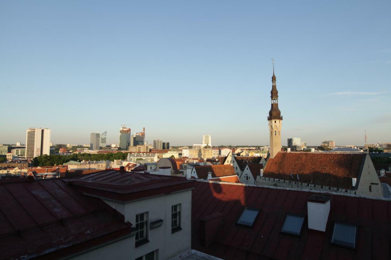 Airhome - Raekoja Plats Tallinn Bagian luar foto